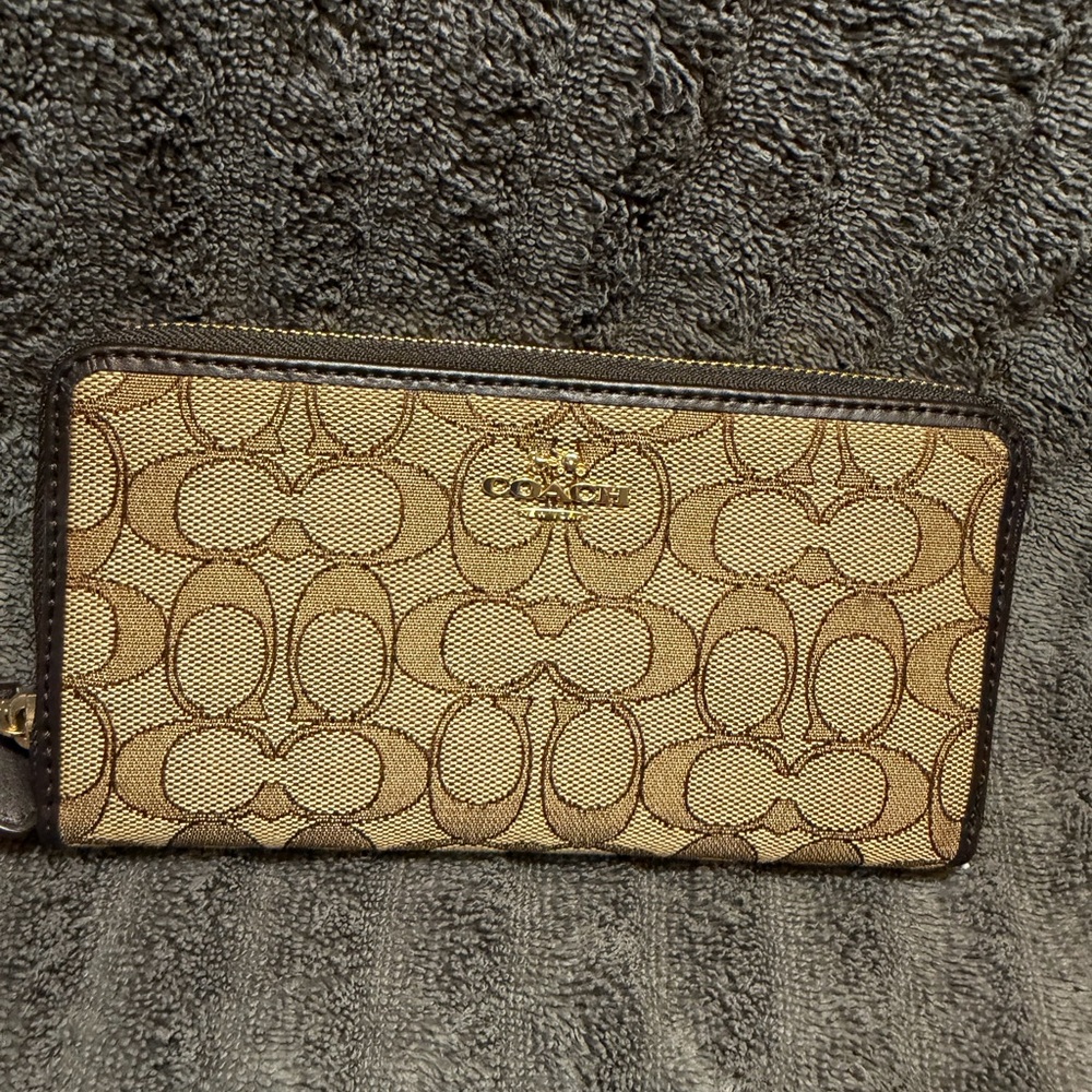 Coach Zip Around Wallet - Good Condition